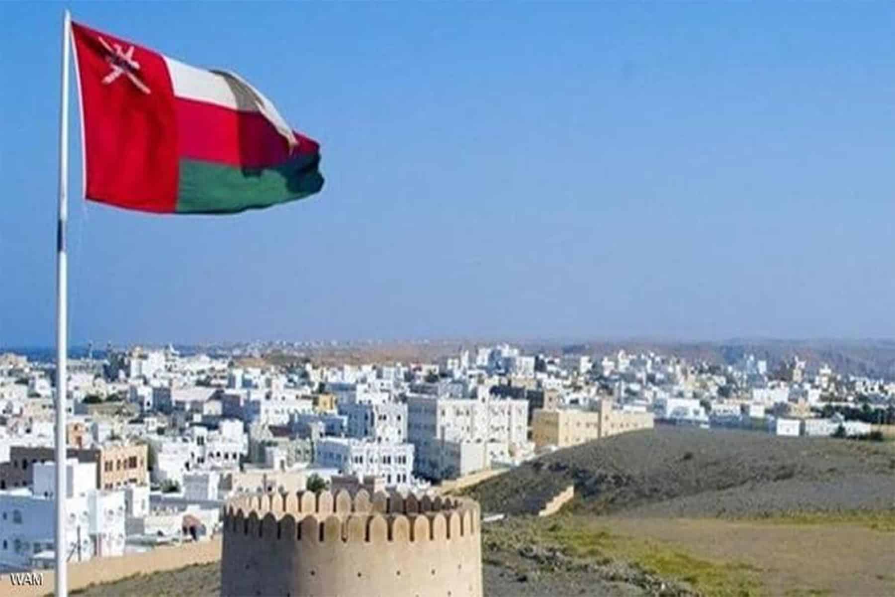 الأكاديمي الاماراتي خالد عجمان watanserb.com