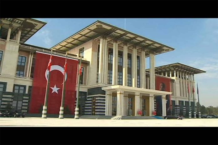 الرئاسة التركية تهاجم القمة العربية الأوروبية watanserb.com