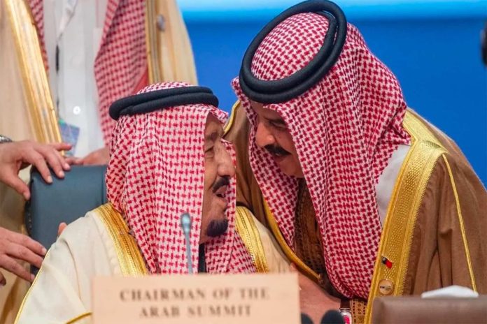 قبلة ملك البحرين للملك سلمان watanserb.com