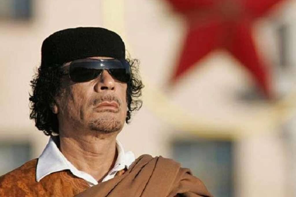 كنز القذافي يثير ضجة واسعة watanserb.com