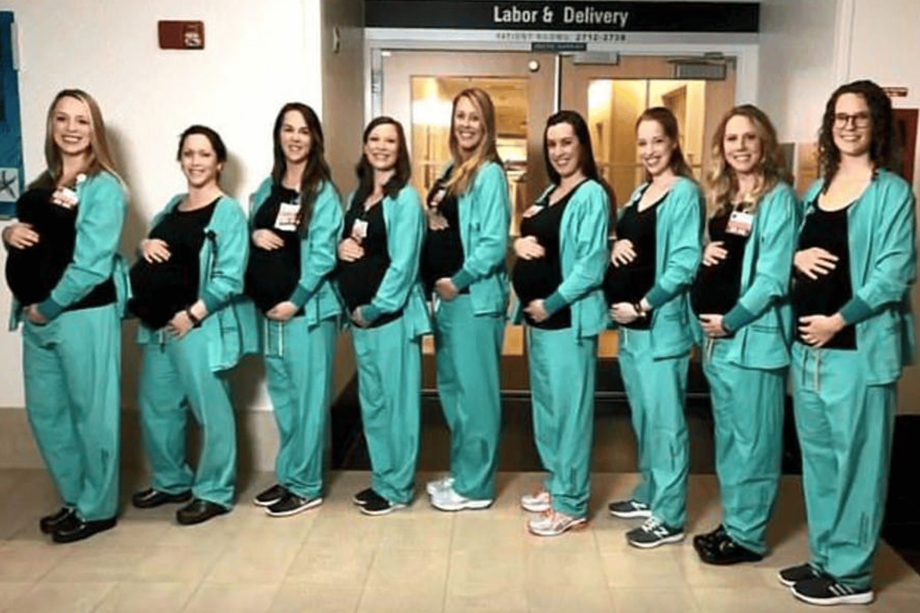 حمل جماعي لـ9 ممرضات watanserb.com