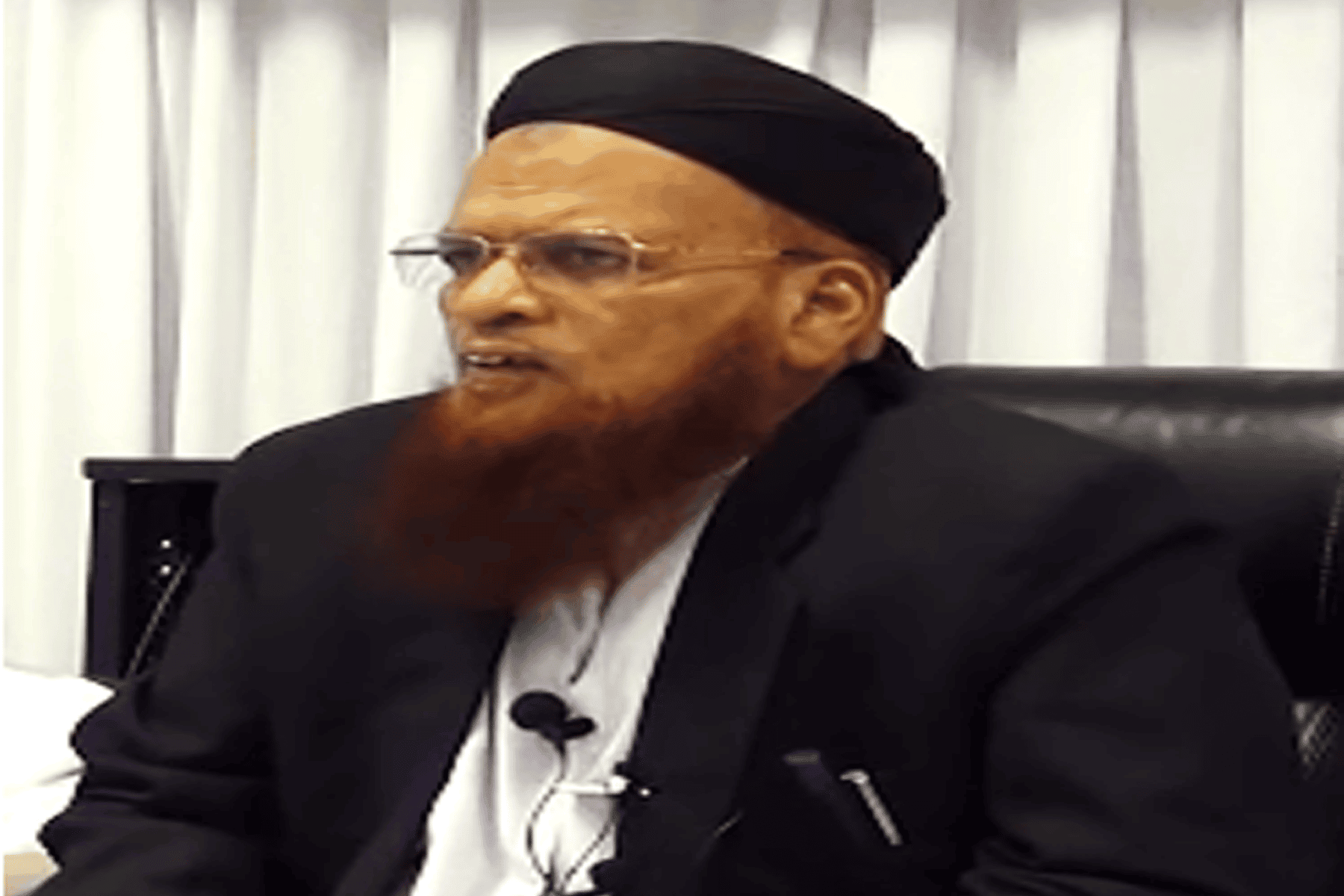 محاولة اغتيال مفتي باكستان watanserb.com