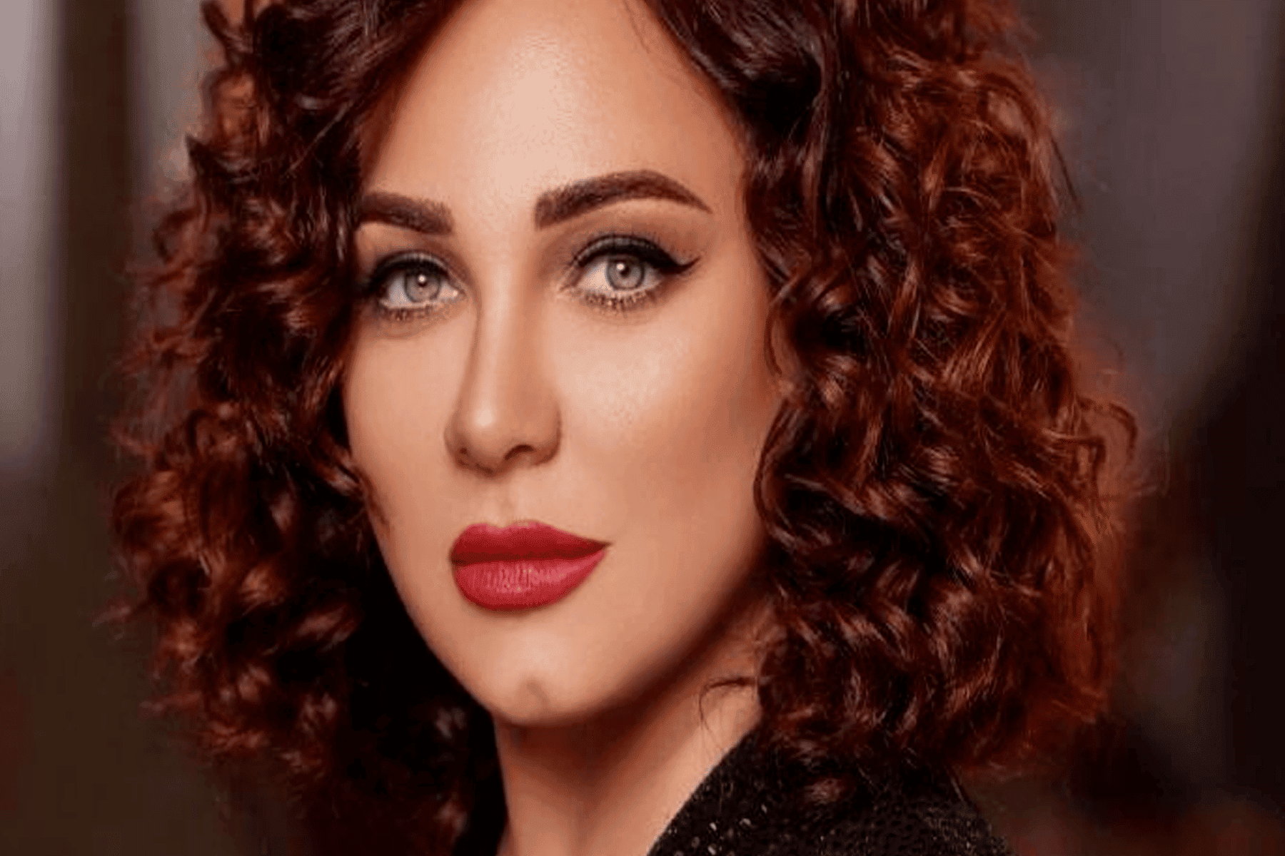 سلاف فواخرجي تفجر المفاجأة watanserb.com