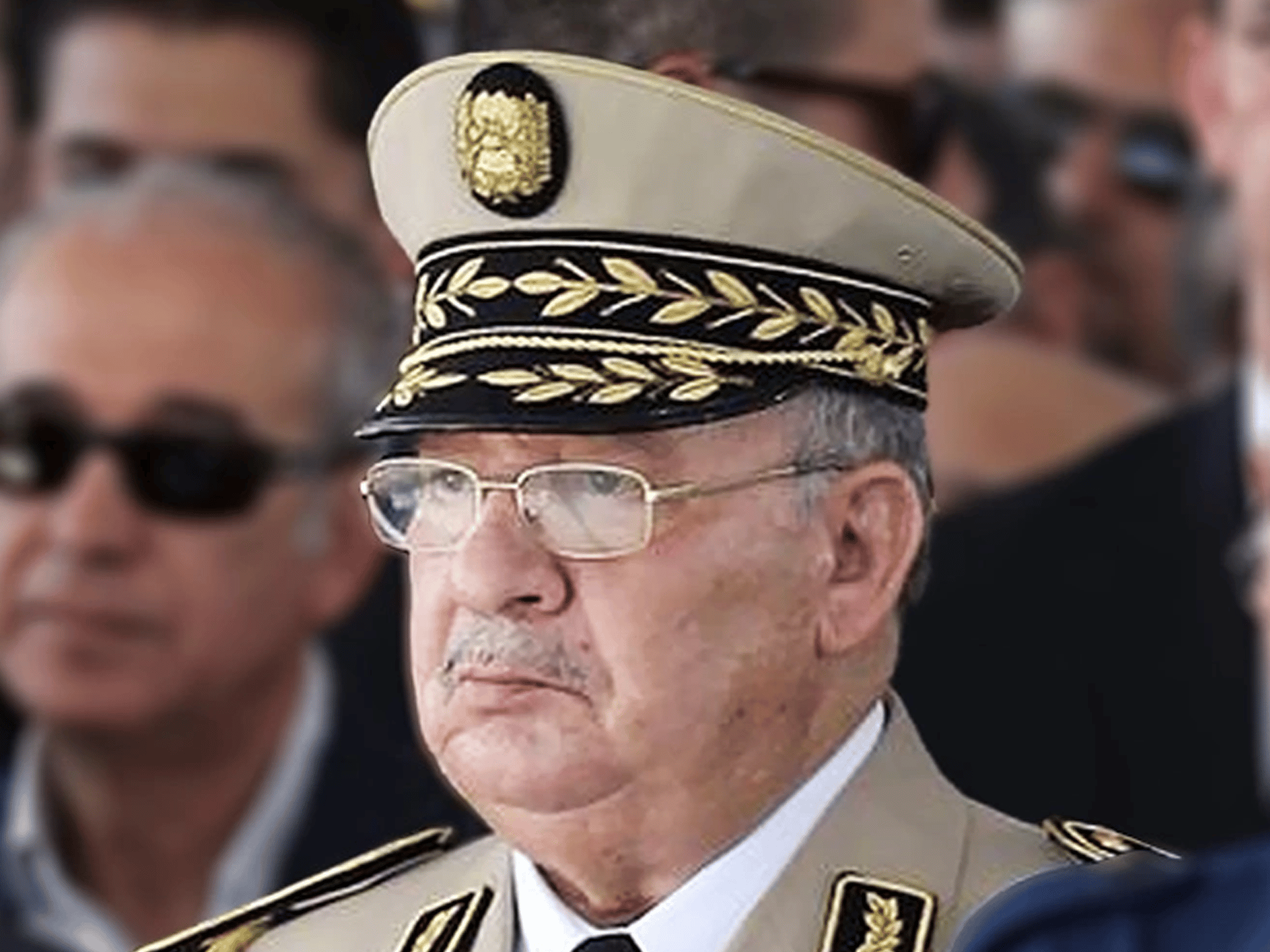 راقالة رئيس أركان الجيش الجزائري watanserb.com