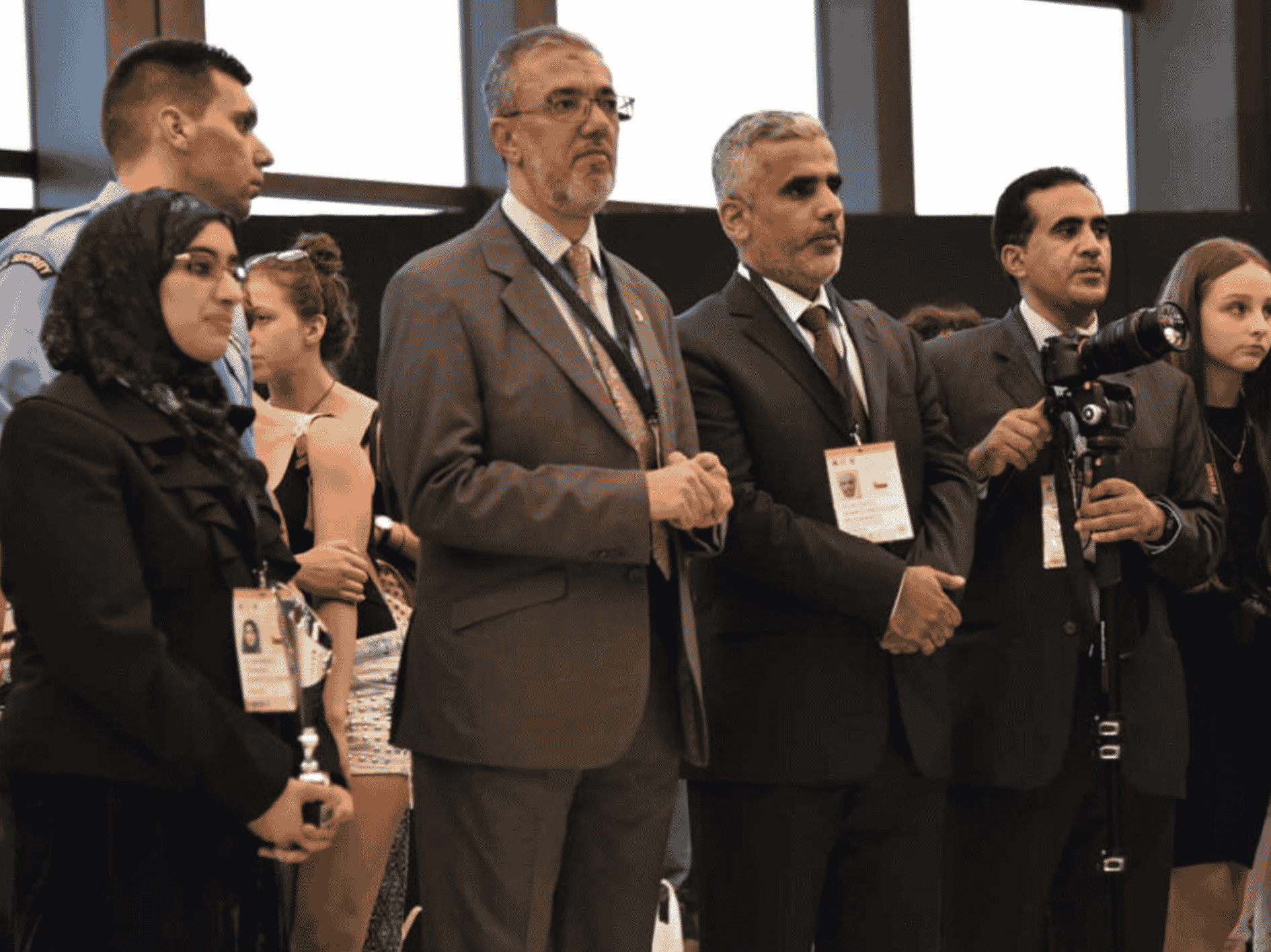 عمانية تستلم جائزة watanserb.com