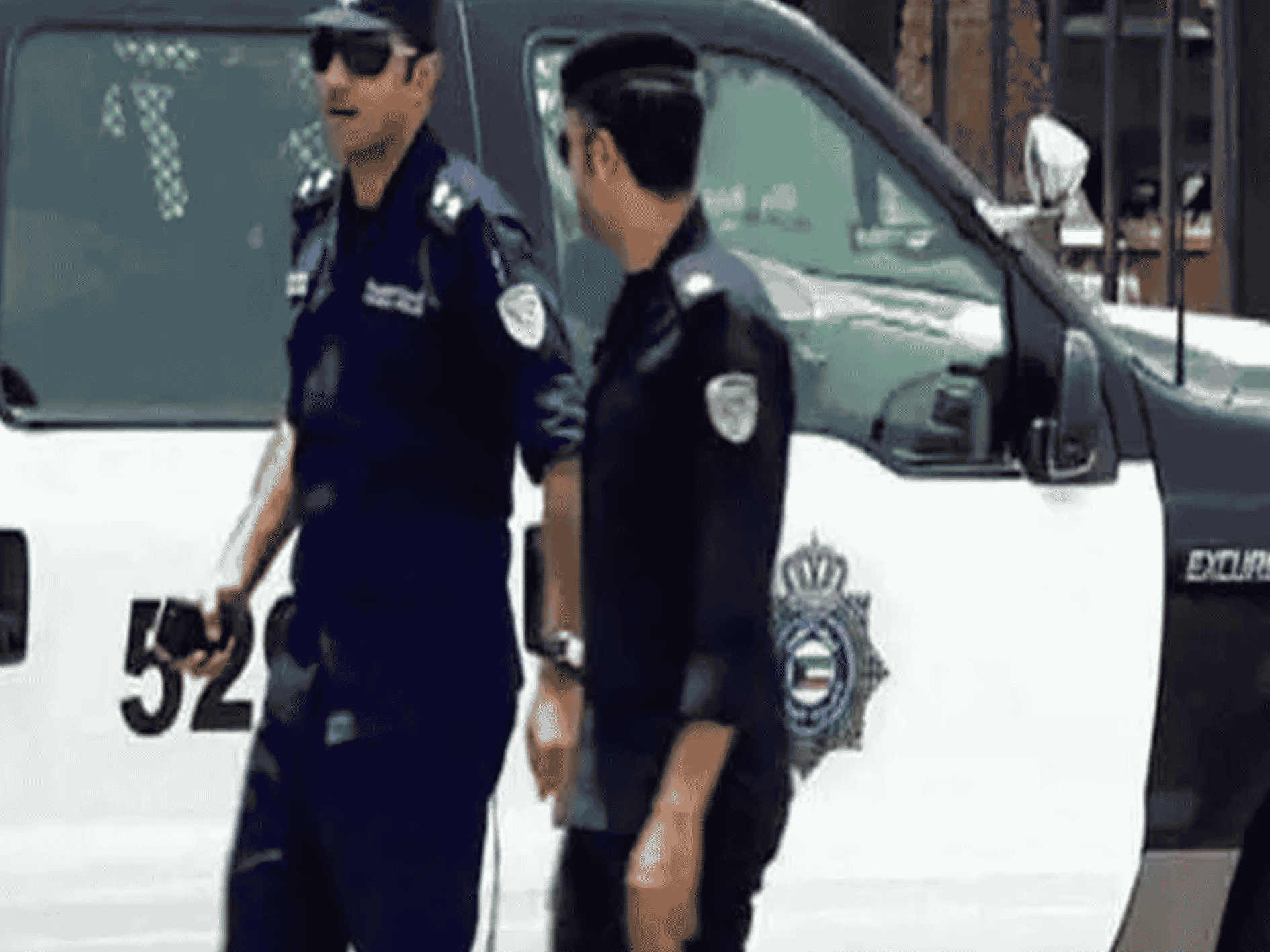 كويتية تعتدي على شخص watanserb.com