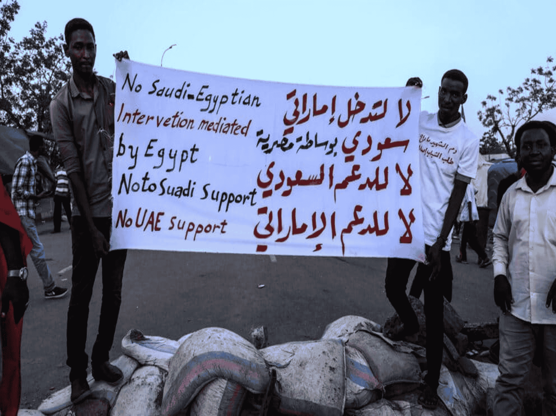 السلطة بيد العسكر في السودان watanserb.com