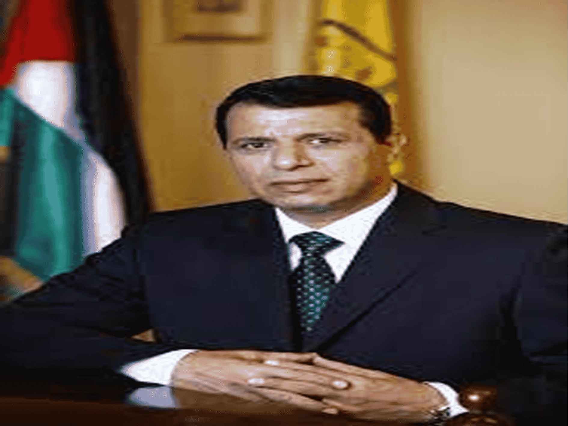 فضيحة للإمارات و دحلان watanserb.com