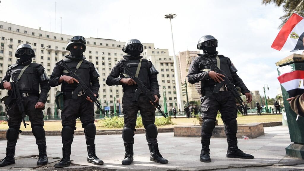 قوات الأمن المصرية watanserb.com