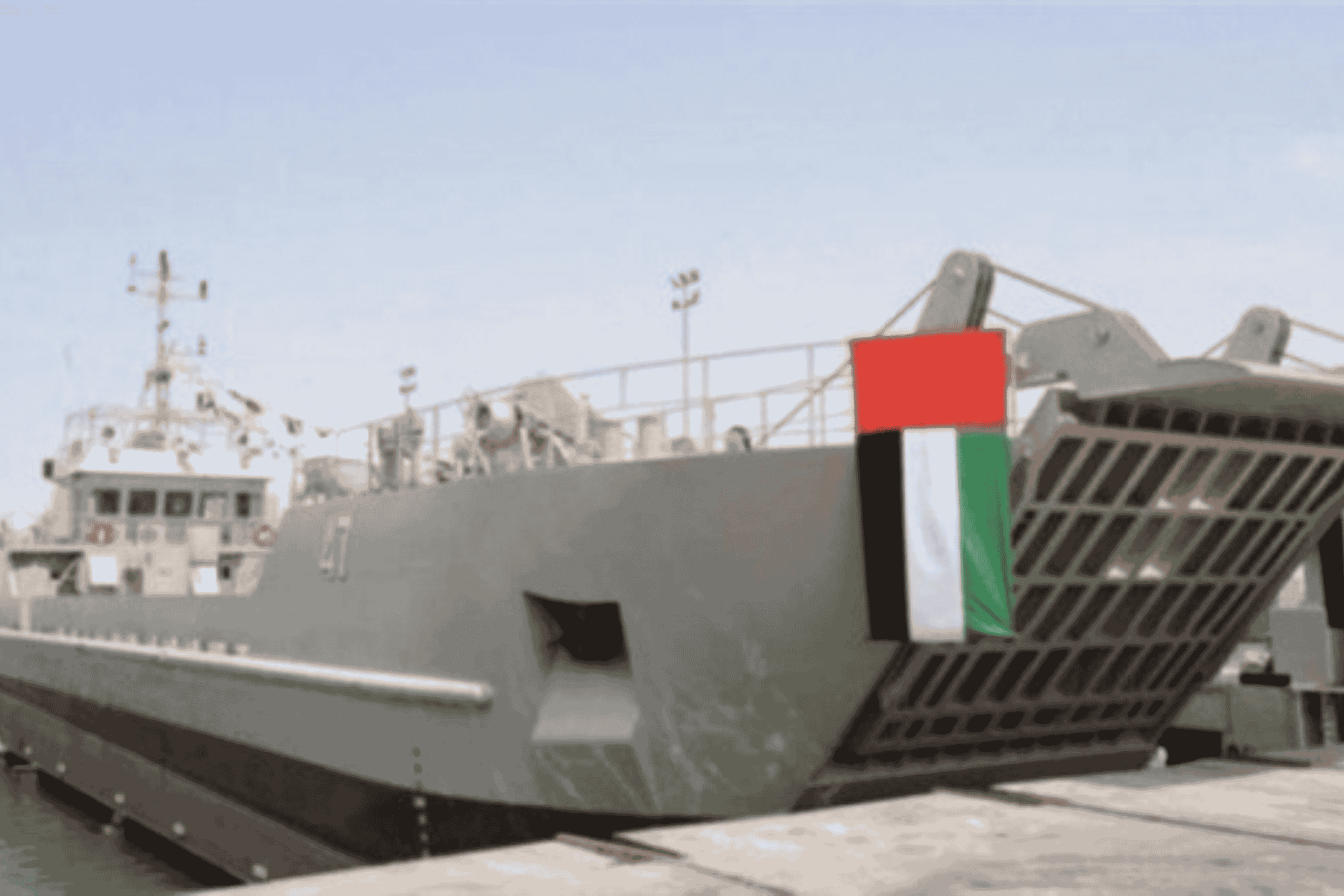 حمولة سفينة إماراتية سقطرى watanserb.com