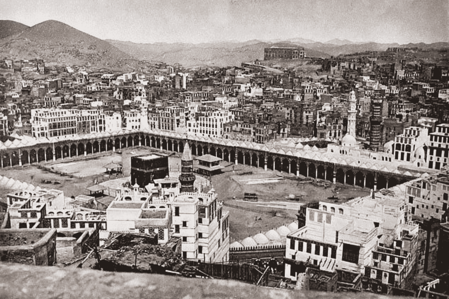 أول صورة للحرم المكي watanserb.com