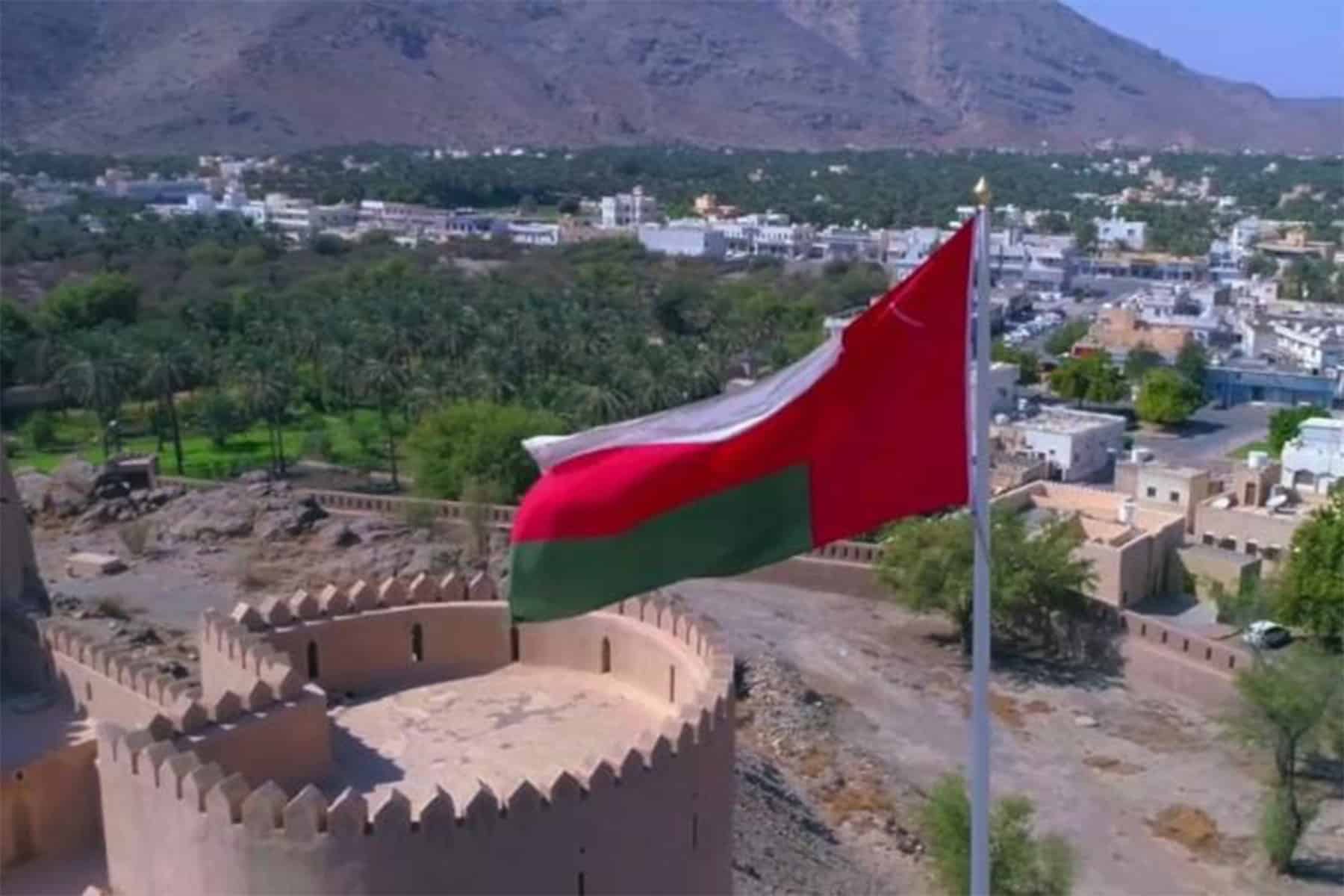هجوم موقع إماراتي على عمان watanserb.com