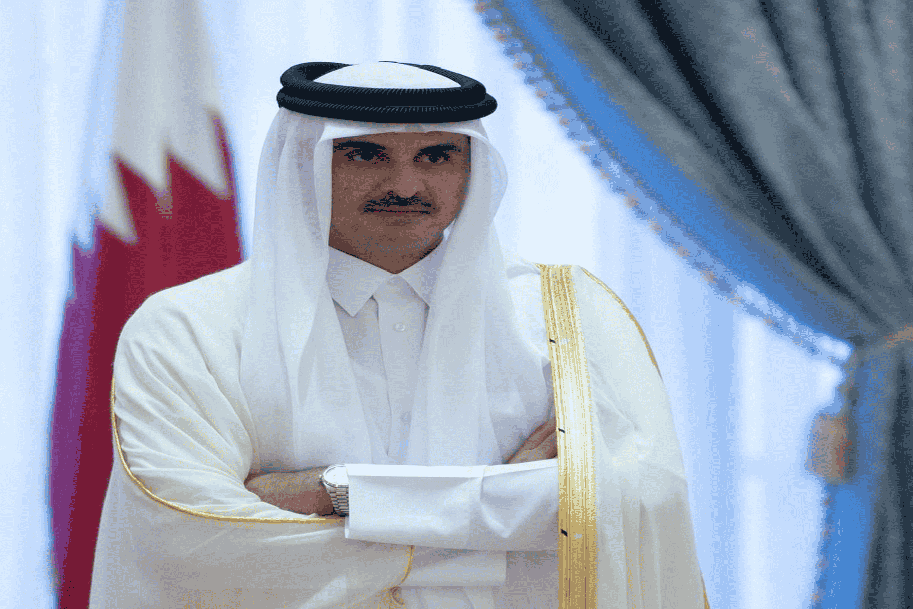 أمير قطر يفاجئ العالم watanserb.com