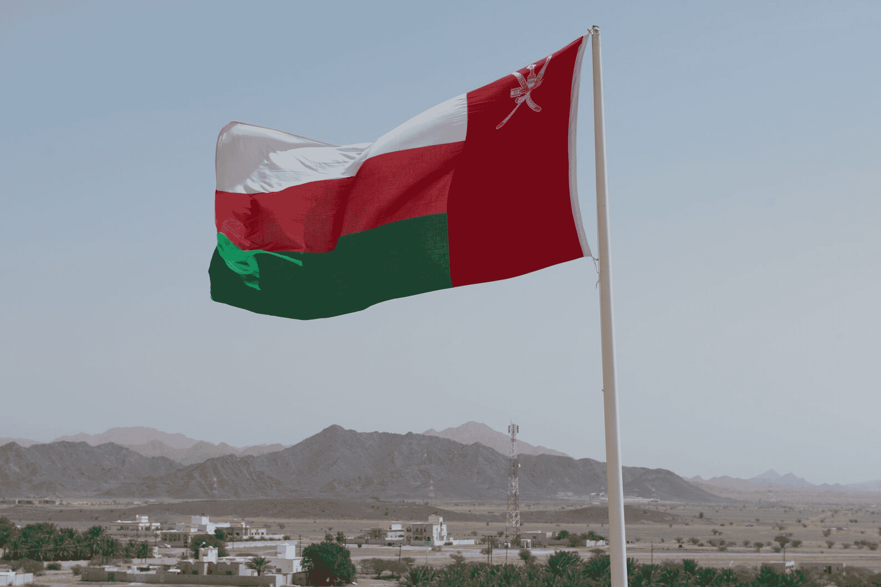 هجوم على سلطنة عمان watanserb.com