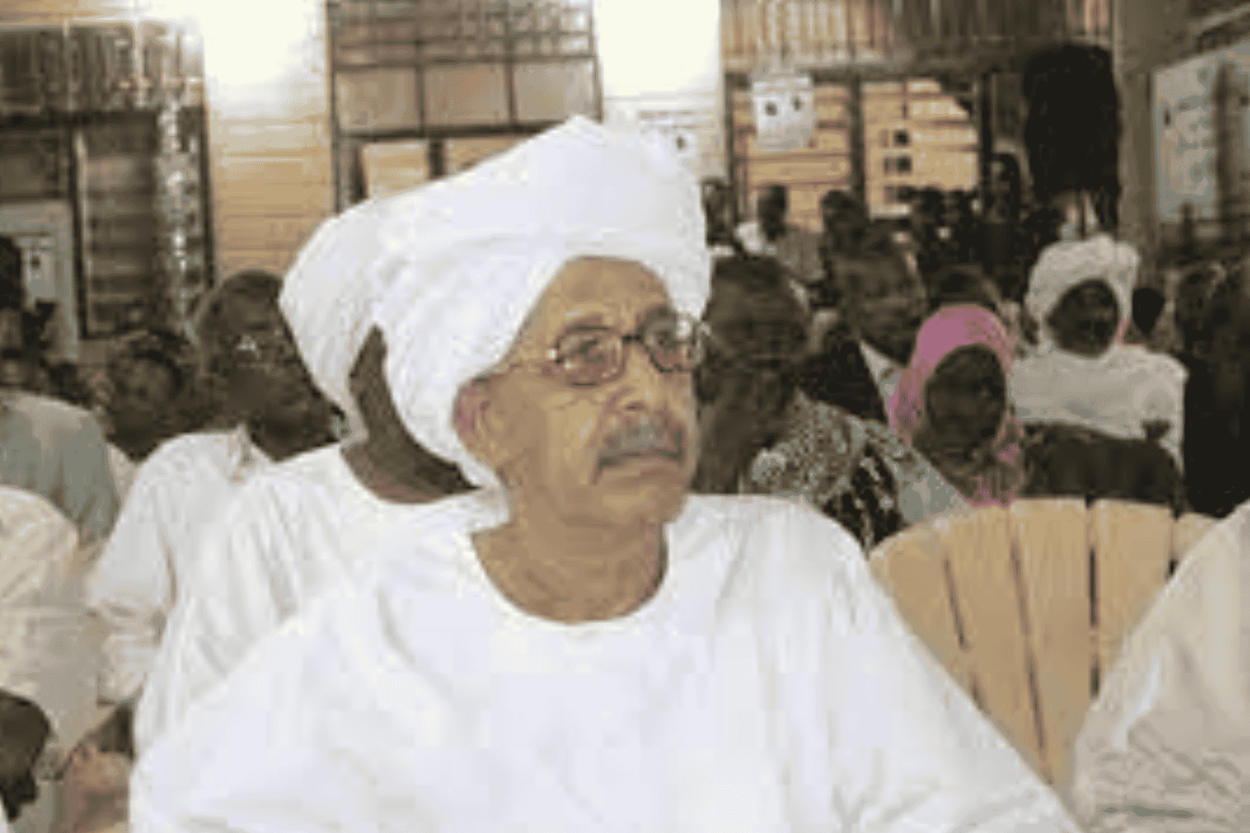 تاج السر نصيحة السعودية watanserb.com