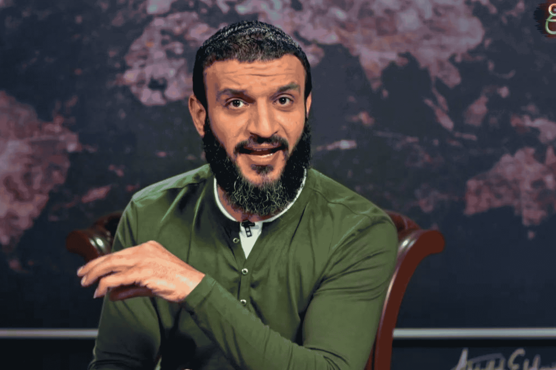 عبدالله الشريف قصور السيسي watanserb.com