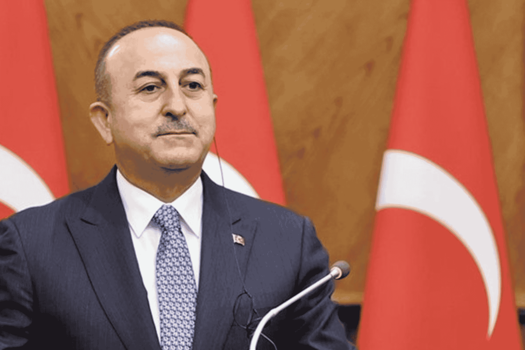 تشاووش أوغلو يهاجم السعودية watanserb.com