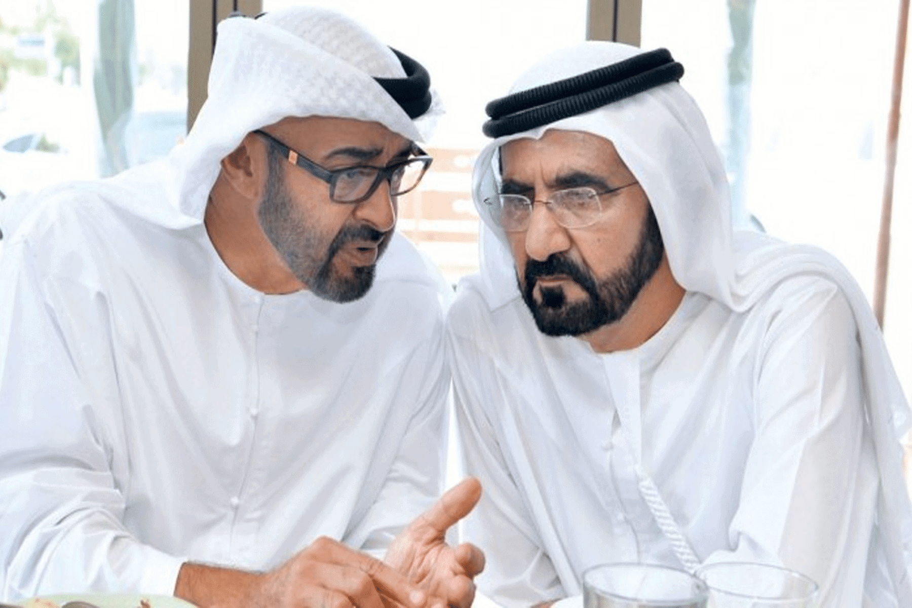 سرقة علنية في اليمن watanserb.com