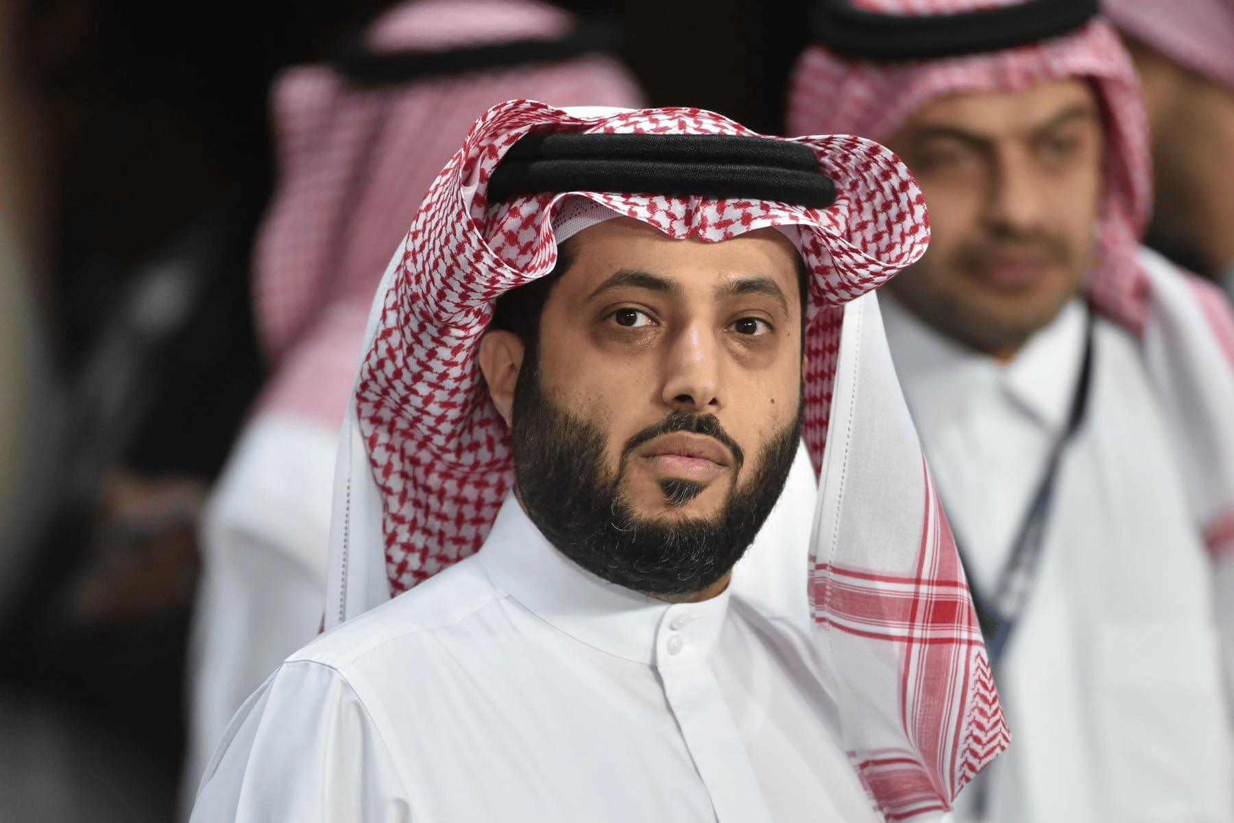سعودي يهاجم تركي آل الشيخ watanserb.com