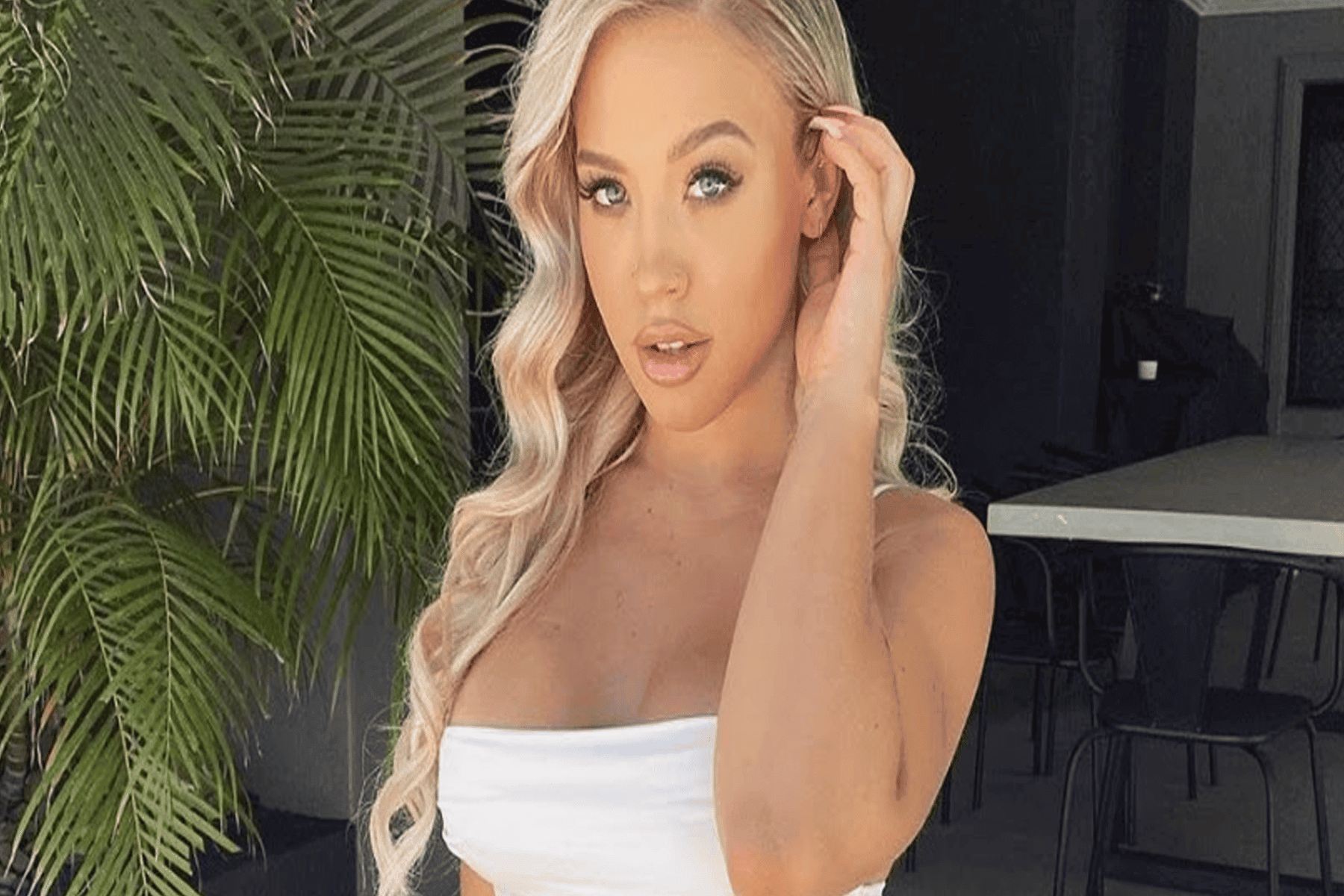 فيديو إباحي لنجمة شهيرة watanserb.com