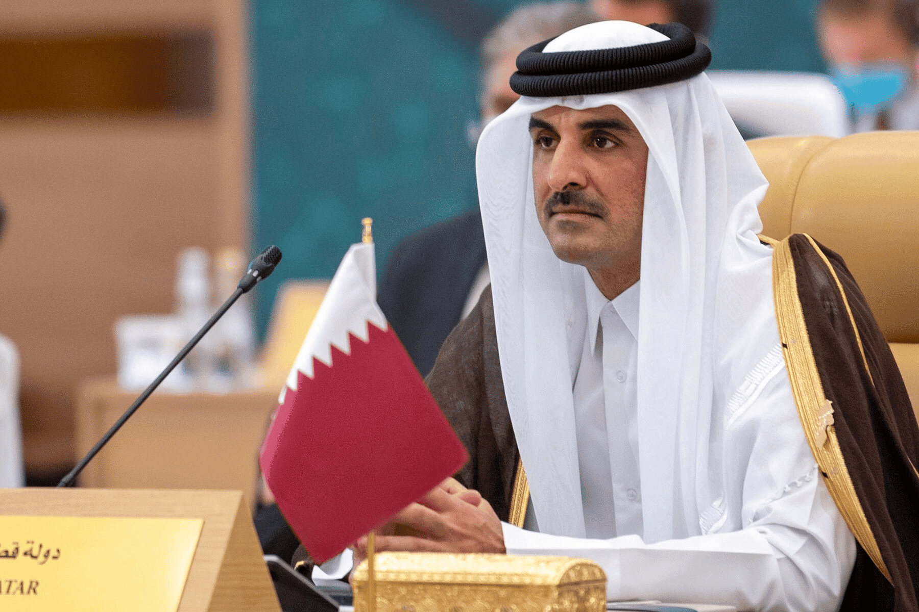 تطاول على والد أمير watanserb.com