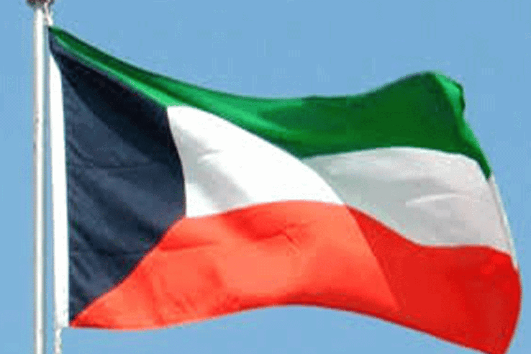 كويتي يطعن طليقته watanserb.com