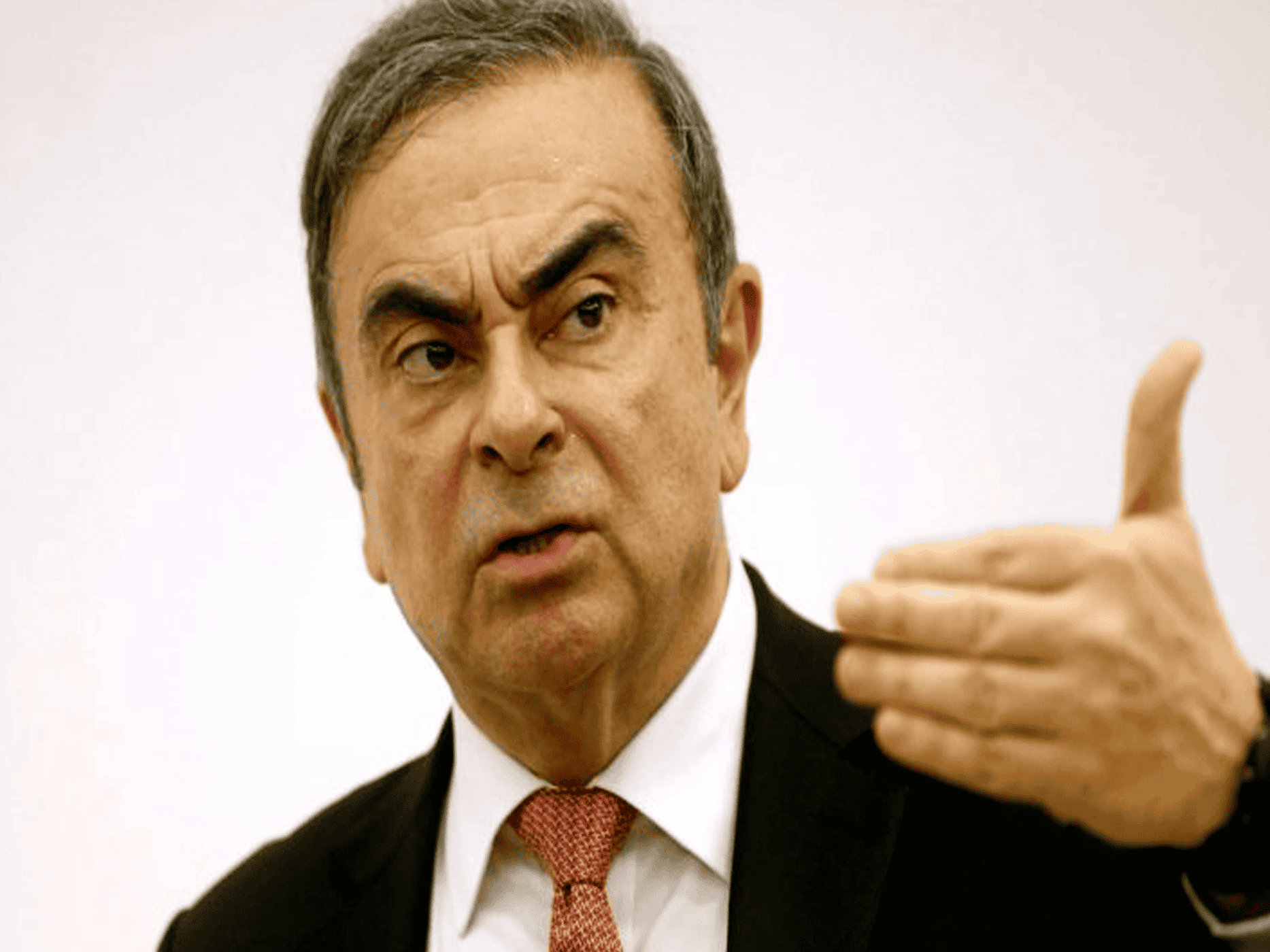 هروب كارلوس غصن watanserb.com