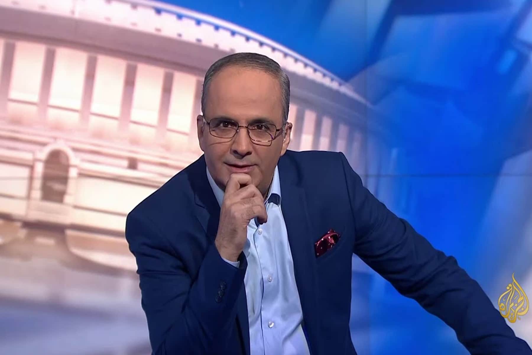 نزيه الأحدب watanserb.com