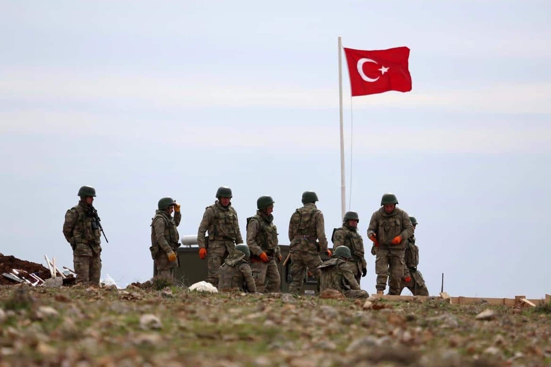 تركيا تواصل إرسال تعزيزات الى ادلب watanserb.com