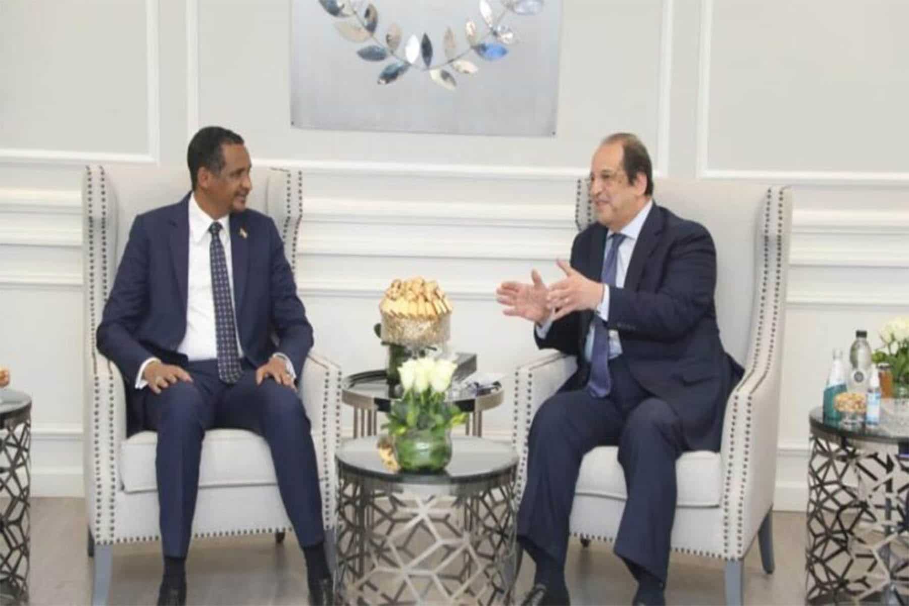 اتفاق حميدتي وعباس watanserb.com