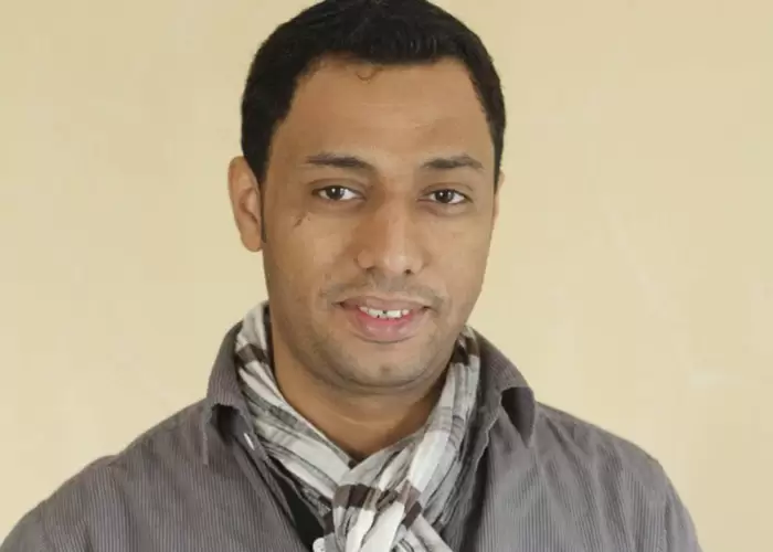 الكاتب العماني نبهان الحنشي watanserb.com