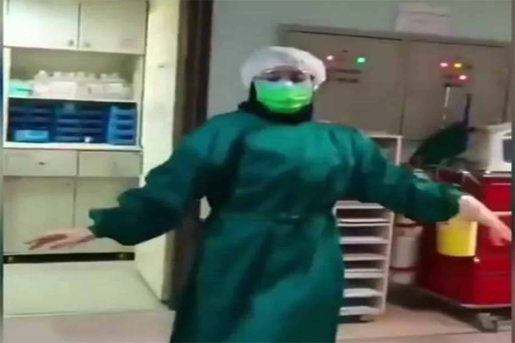 ممرضة إيرانية في كورونا watanserb.com