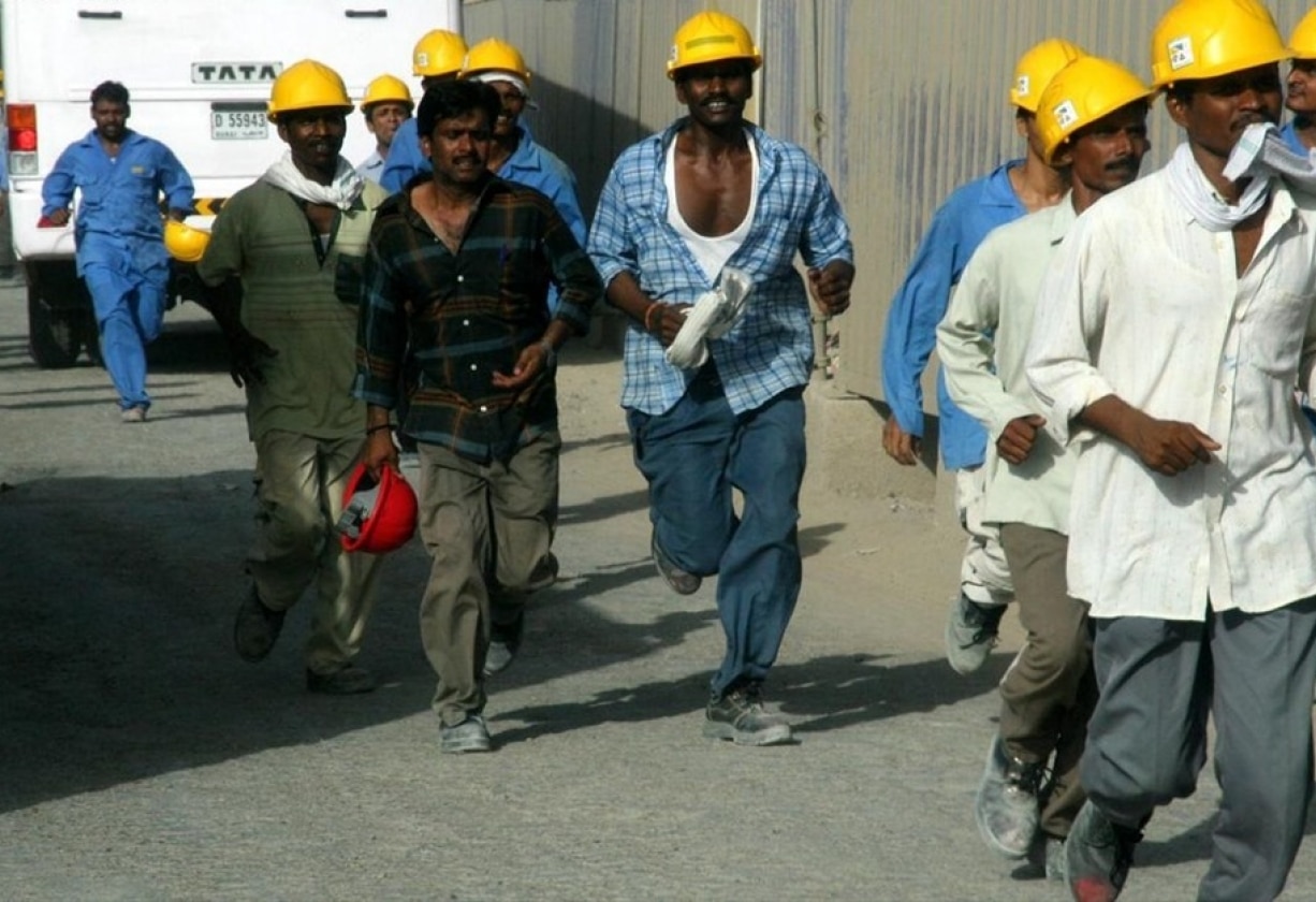 العمال في الإمارات watanserb.com