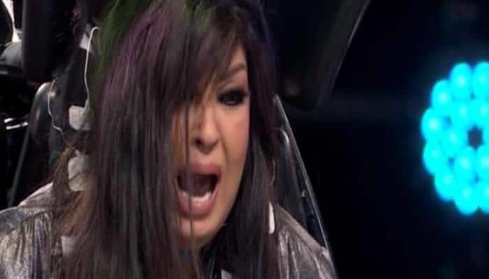 فيفي عبده تنهار في رامز مجنون رسمي watanserb.com