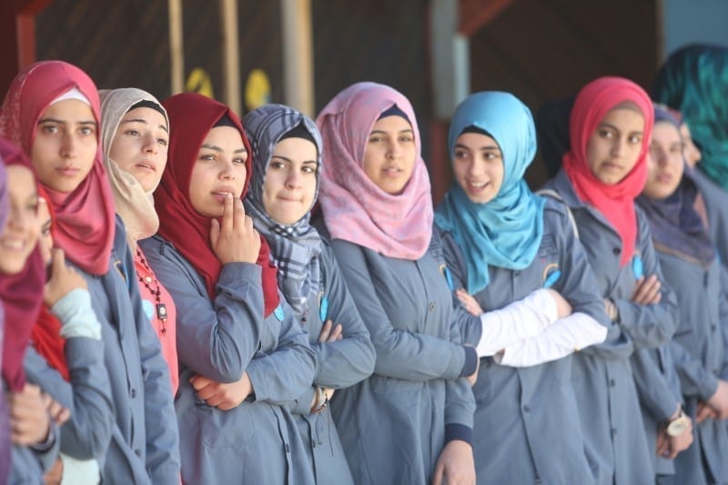 إجبار طالبات الثانوية العامة في سوريا على خلع ملابسهن الداخلية