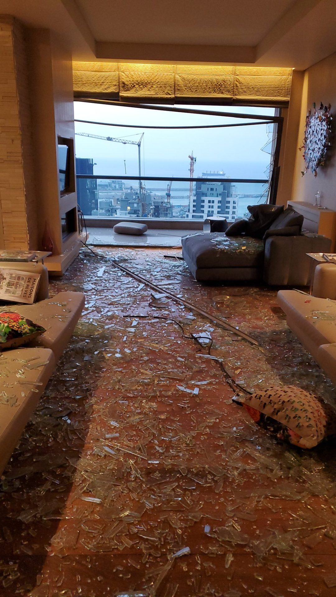 تضرر منازل أشهر أربعة فنانين لبنانيين في انفجار بيروت