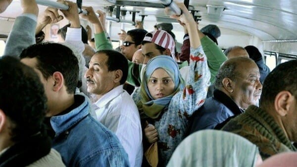 تحرش بفتاة في حافلة بالأردن watanserb.com