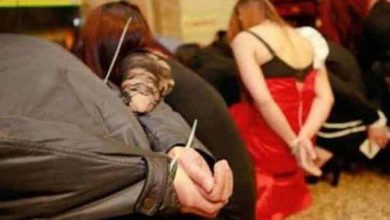 شرطة عمان السلطانية تلقي القبض على شبكة دعارة watanserb.com