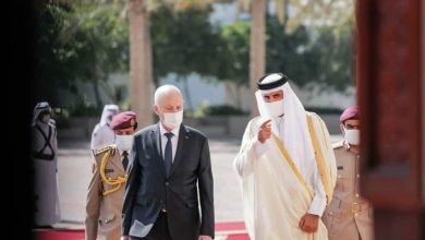أمير قطر تميم بن حمد والرئيس التونسي قيس سعيد watanserb.com