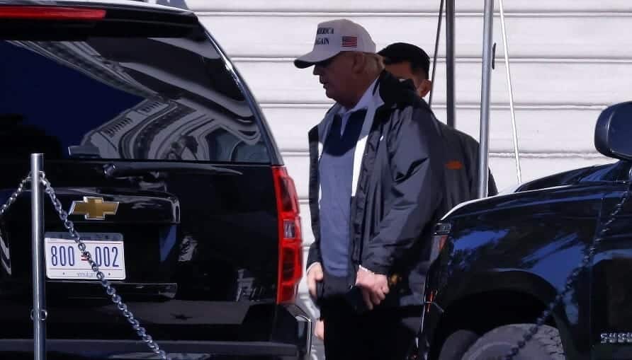 ترامب يغادر البيت الأبيض قبل لحظات من اعلان خسارته الانتخابات watanserb.com