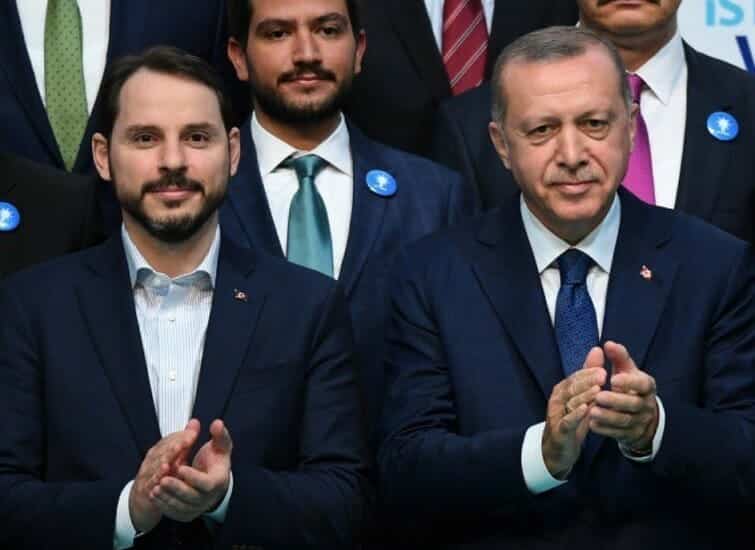 وزير الخزانة والمالية التركي براءت ألبيراق صهر أردوغان يعلن استقالته من منصبه watanserb.com