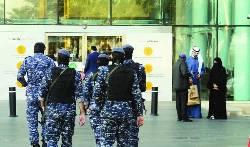 القوات الخاصة في الكويت تنتشر بعد ضبط خلية الأحداث التابعة تنظيم داعش watanserb.com