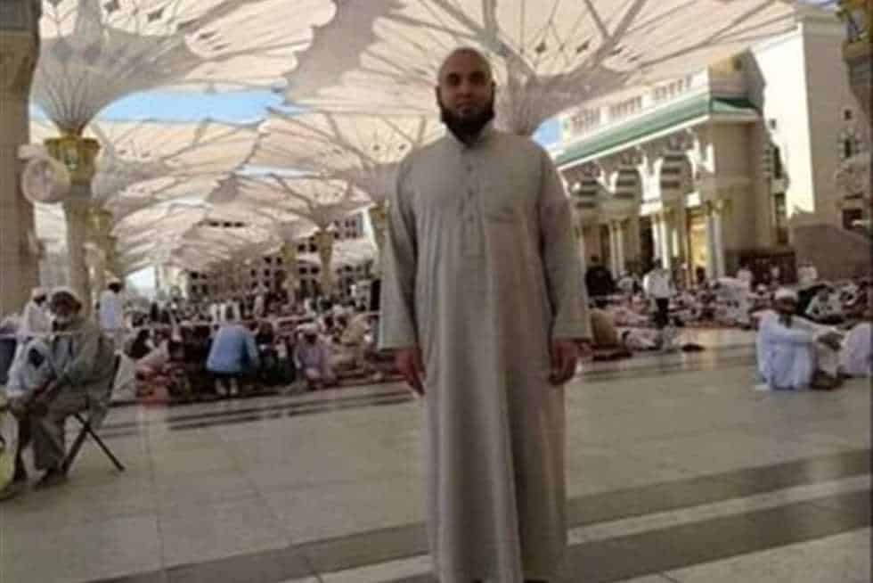 المعلم المصري هاني عبد التواب watanserb.com