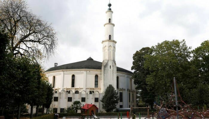 بلجيكا ترفض الاعتراف بأكبر مسجد في البلاد بسبب المخابرات المغربية watanserb.com