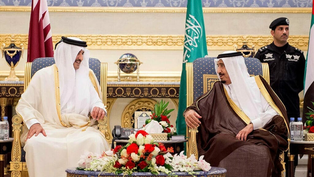 أمير قطر يعزي الملك سلمان بوفاة الأميرة طرفة watanserb.com