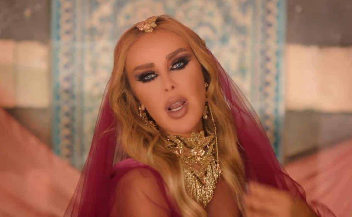 رولا سعد تعلن خطوبتها watanserb.com