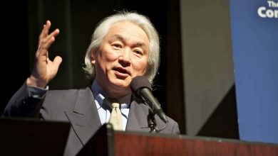 ميتشيو كاكو توقعات 2021 watanserb.com