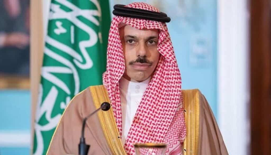 وزير خارجية السعودية فيصل بن فرحان لعبد دورا في التطبيع مع السودان watanserb.com