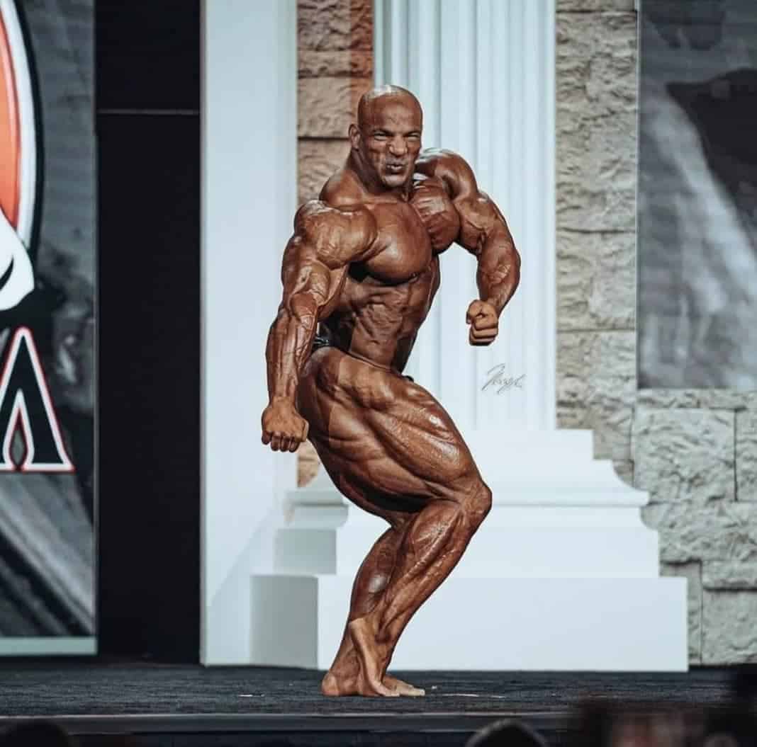 البيج رامي من موهبة التبني في الكويت إلى التتويج ببطولة مستر أولمبيا -  وطن. يغرد خارج السرب