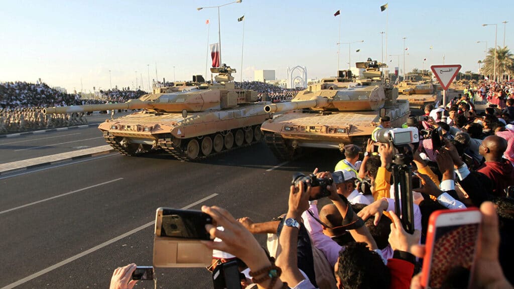 قطر نحو السعودية بالدبابات لمواجهة غزو خطير معركة الخفجي watanserb.com